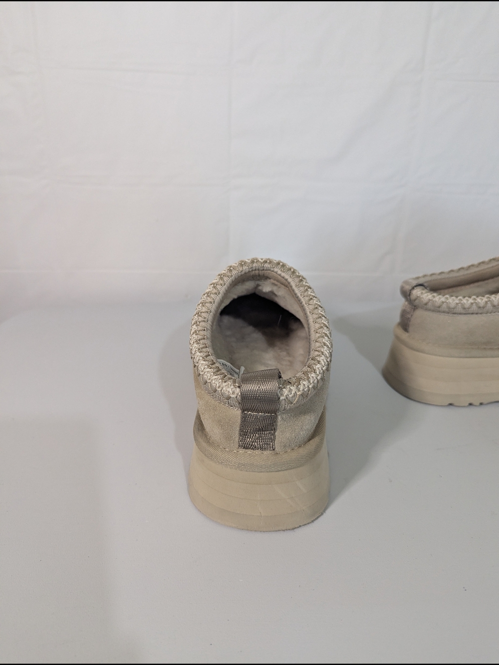 UGG Tasman Platform Slippers Sand Beige Suede Sheepskin Lined Women's Size 7 - Picture 7 of 13